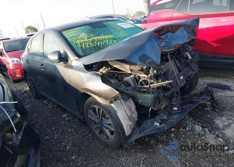 2023 Kia Forte Lxs z USA, uszkodzony, nr VIN 3KPF24AD2PE688128